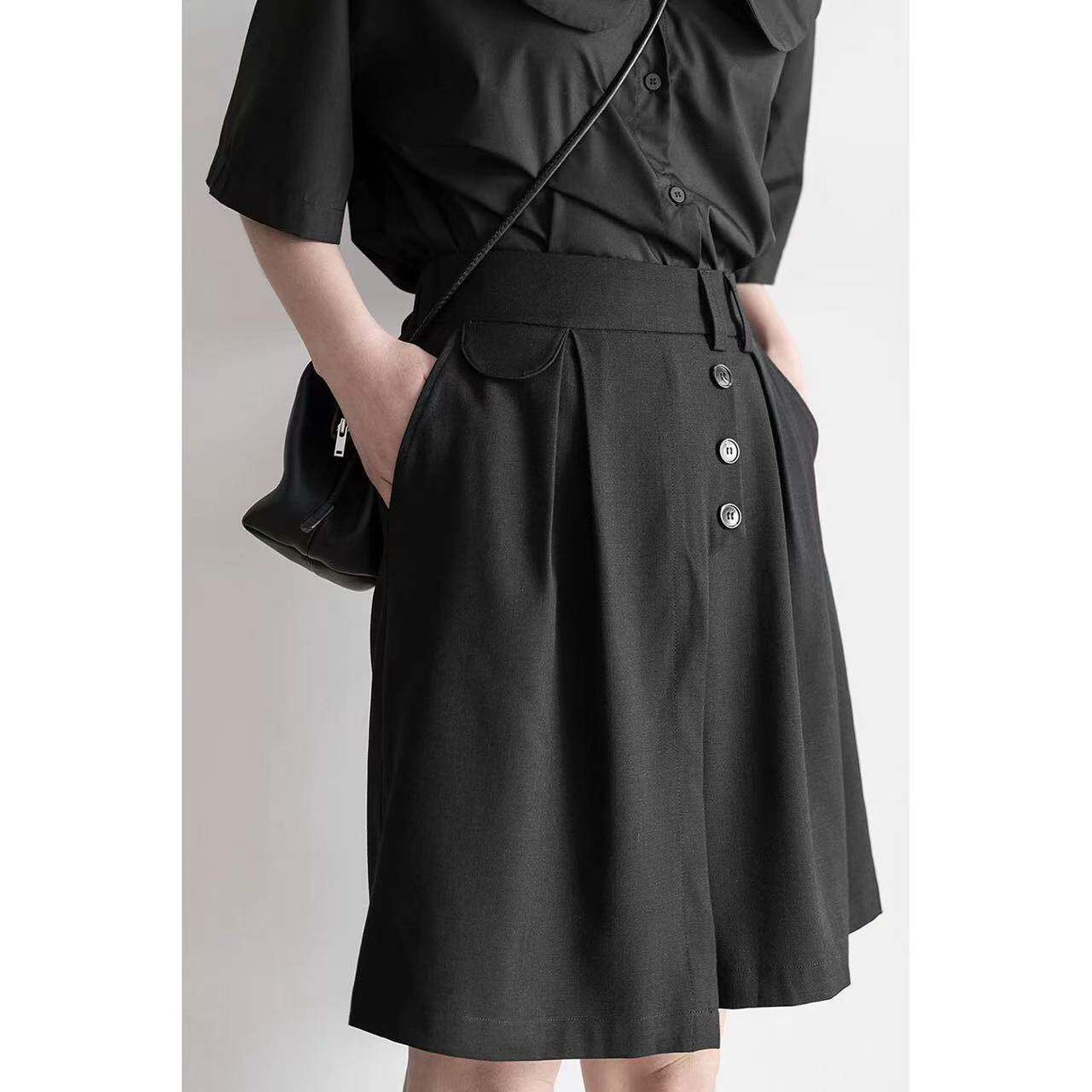 2026夏季新山本暗黑风 百搭简约纽扣西装短裤显瘦时髦五分裤裙裤