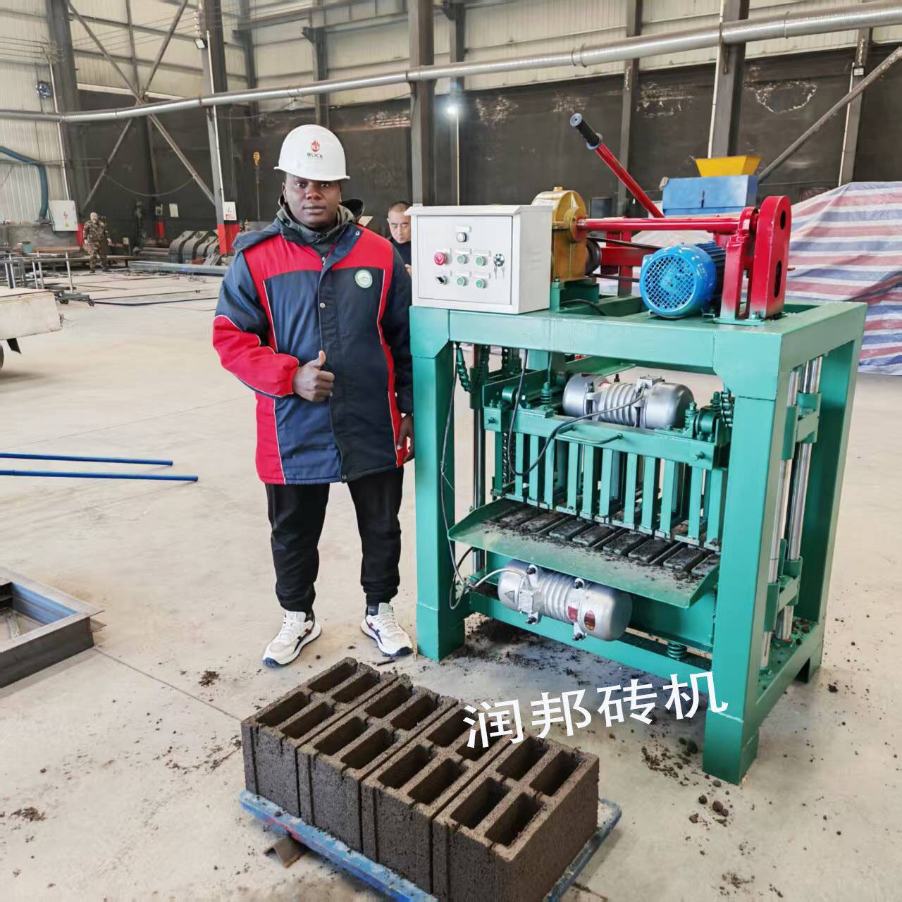 工厂店铺 厂家直销出口非洲4-35B制砖机设备 小型水泥空心砖机