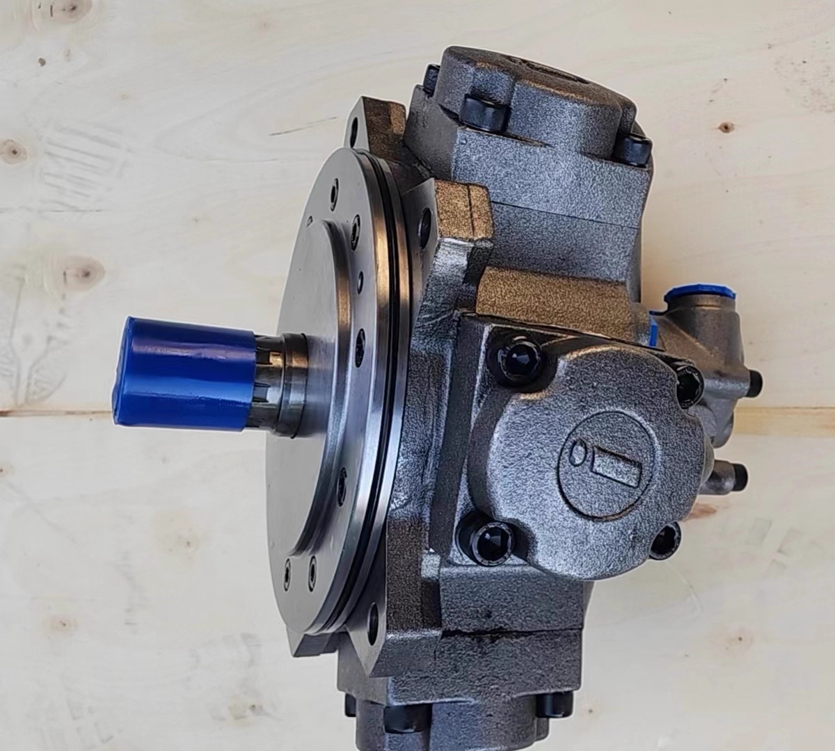 英特姆intermot马达NHM2 3 4 6 8 11 16 31 70五星液压马达