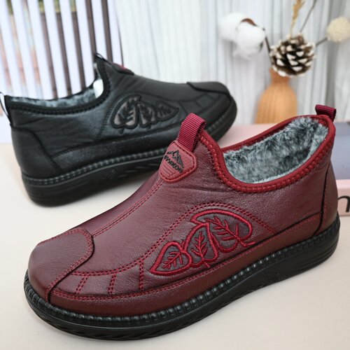 冬季老北京仿皮女棉鞋加绒防水