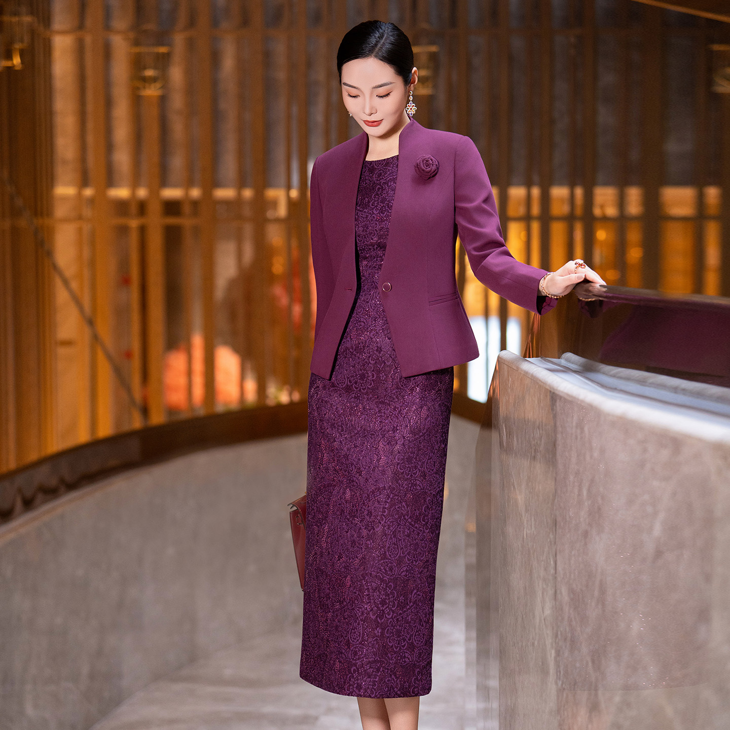 冬季新款紫红色毛呢时尚套装裙女