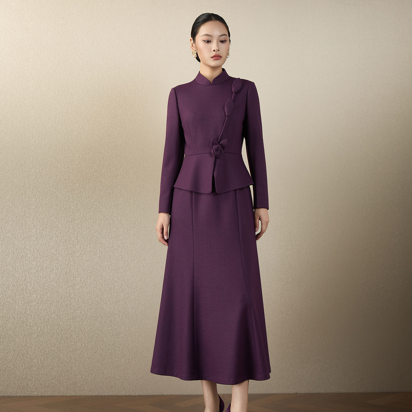 纳绎新中式连衣裙女秋冬2026新款气质名媛立领显瘦假两件礼服裙子