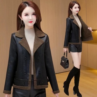 皮毛一体羊羔毛外套女加厚2025冬季妈妈新款加绒短款皮衣夹克上衣