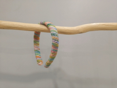 是Alice。混彩色毛线发箍handmade发饰#122