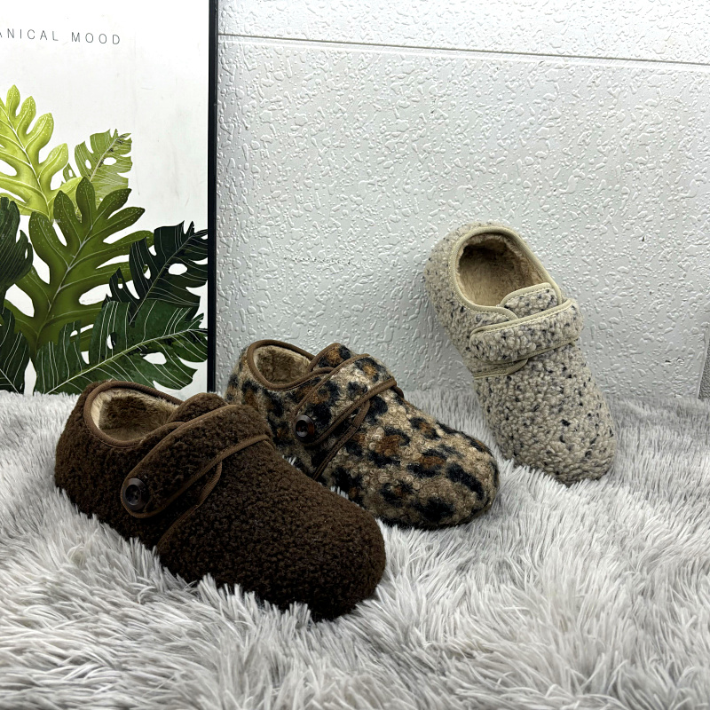 加绒魔术贴毛毛鞋女2025冬季新款圆头平跟加厚保暖豆豆鞋女棉鞋