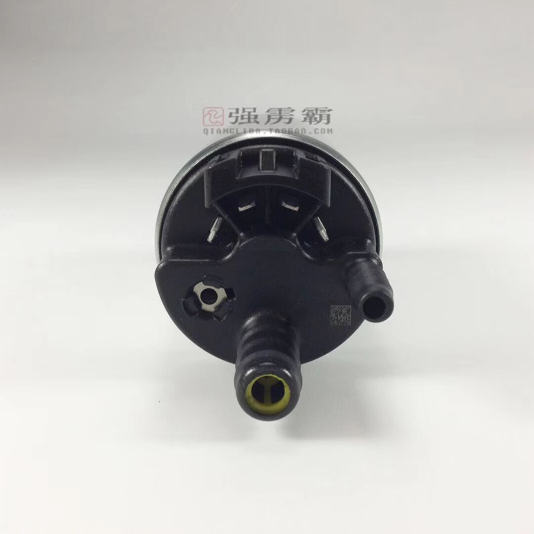 适用于宝马 F20 F22 F23 F30 F32 F33 F34车型汽油泵 0580108001