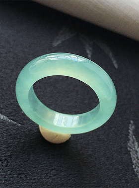 缅甸翡翠冰种浅绿色玉指环戒圈高档色戒17.8mm老种a货冰绿戒17号