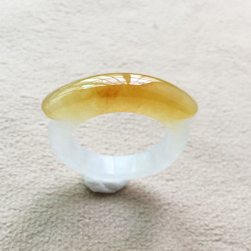 缅甸翡翠冰种黄翡马鞍戒