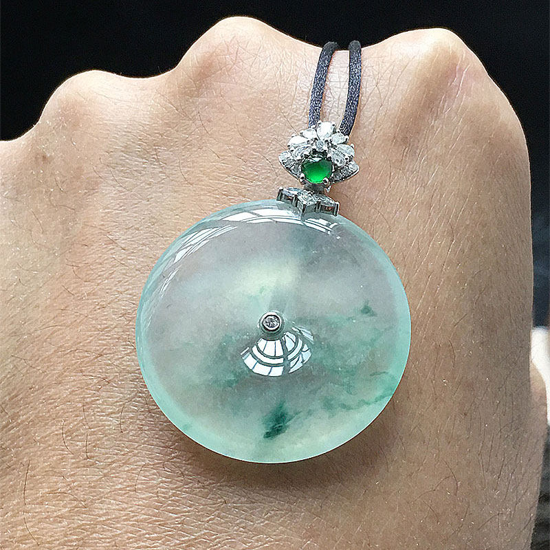 缅甸翡翠玻璃种飘花平安扣吊坠18K金老种玉怀古扣挂件饱满高冰扣