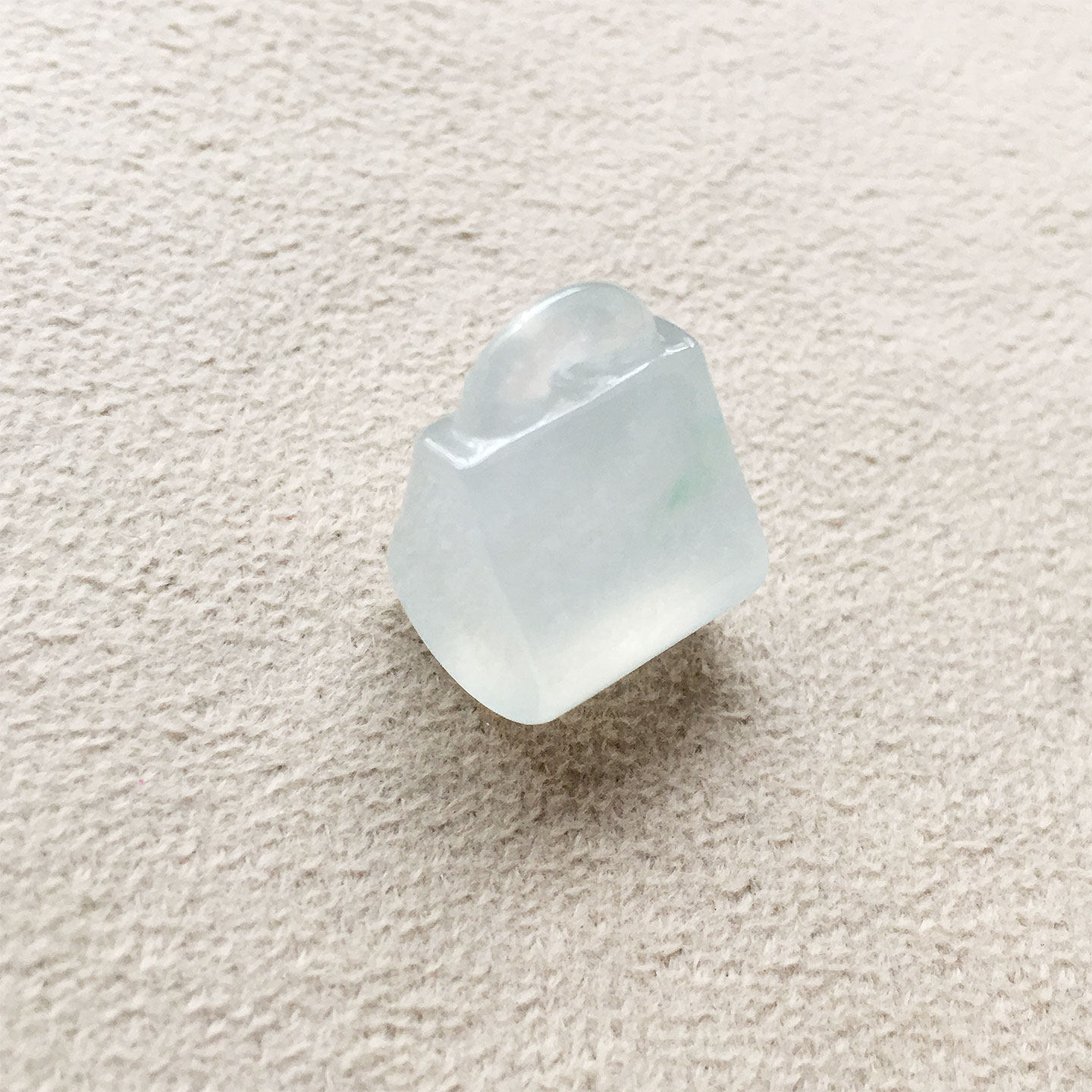 缅甸冰种A货翡翠长命锁玉琐吊坠