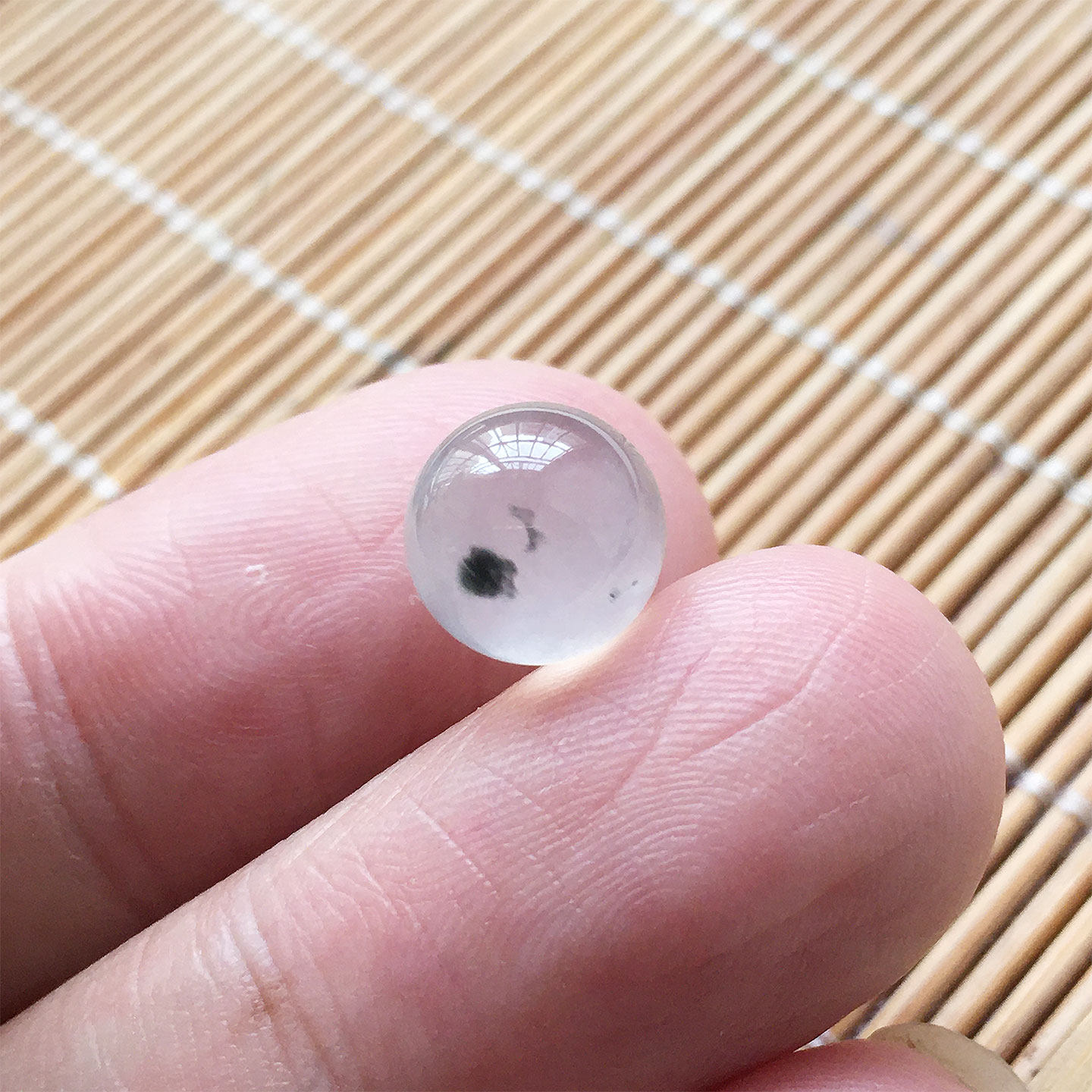 缅甸翡翠高冰种纯净玉珠子