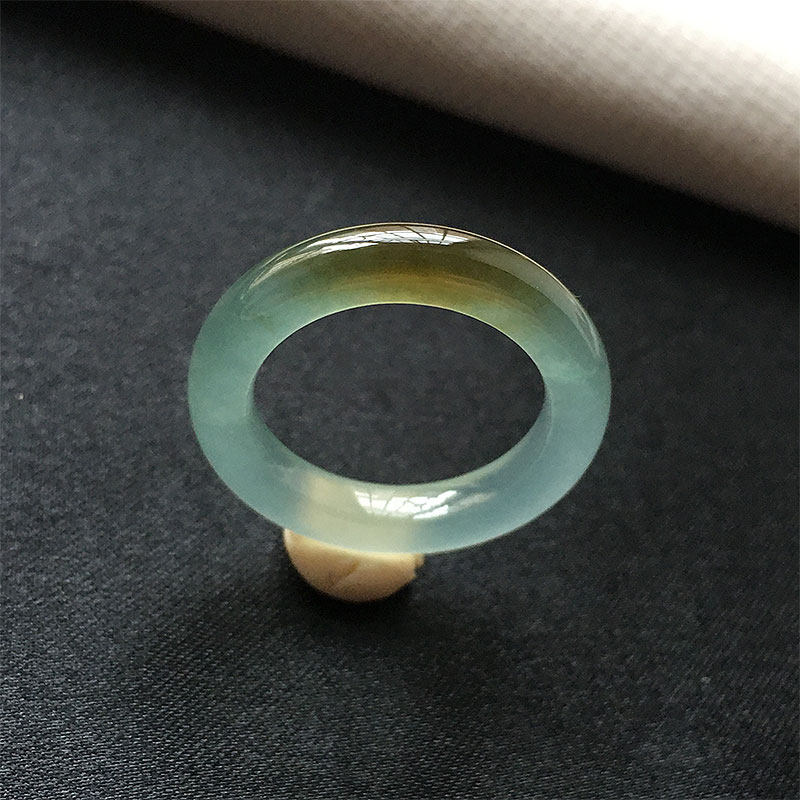 缅甸翡翠冰种飘黄翡玉指环细条女戒15号老种a货冰透玉戒圈17.5mm