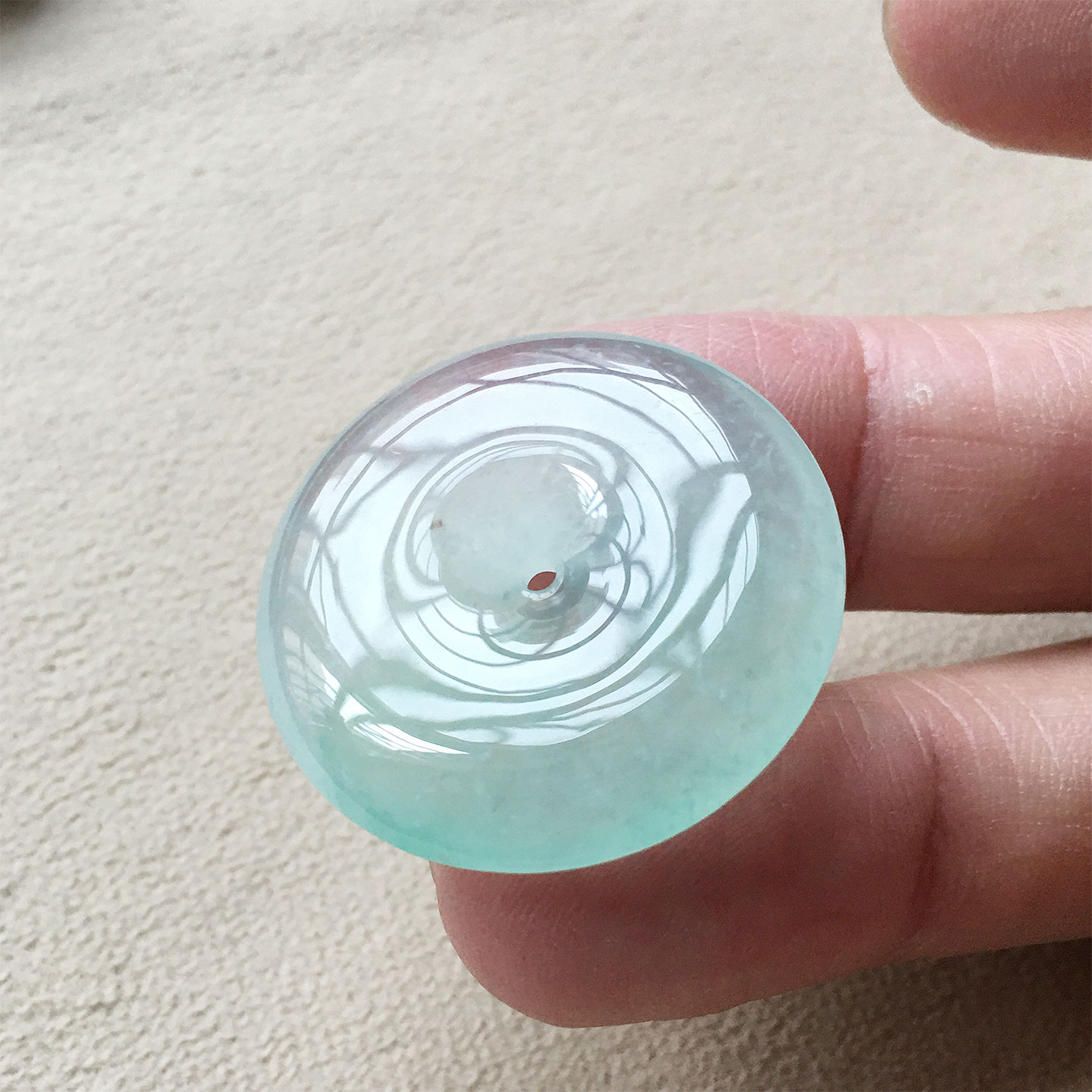 缅甸翡翠高冰木那种浅绿大平安扣吊坠老种a货冰透水润玉怀古玉扣