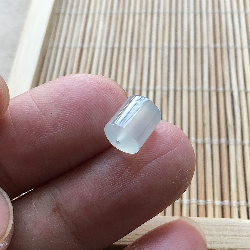翡翠冰种路路通吊坠冰透水润桶珠