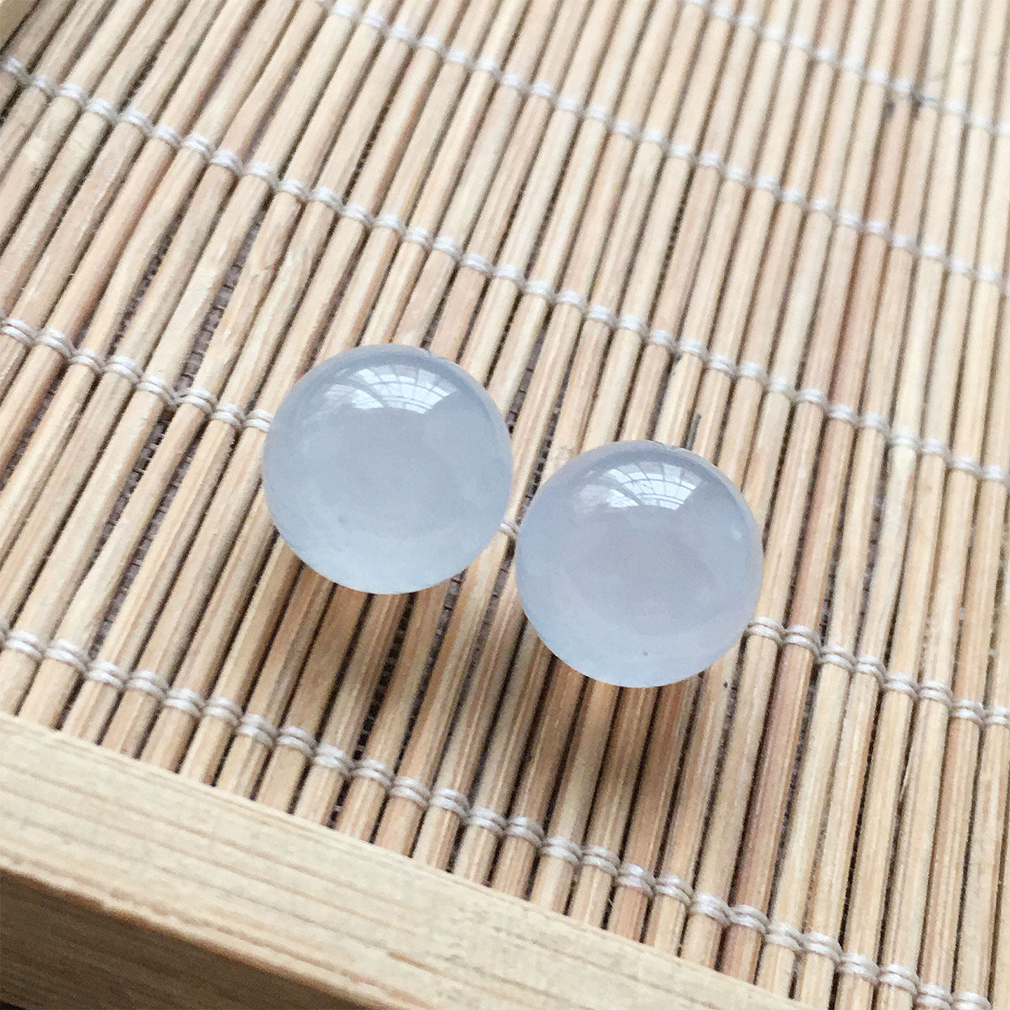 缅甸A货翡翠白冰圆珠单珠配珠