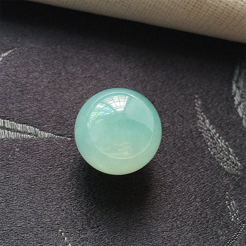 缅甸翡翠冰种蓝水大珠子配珠