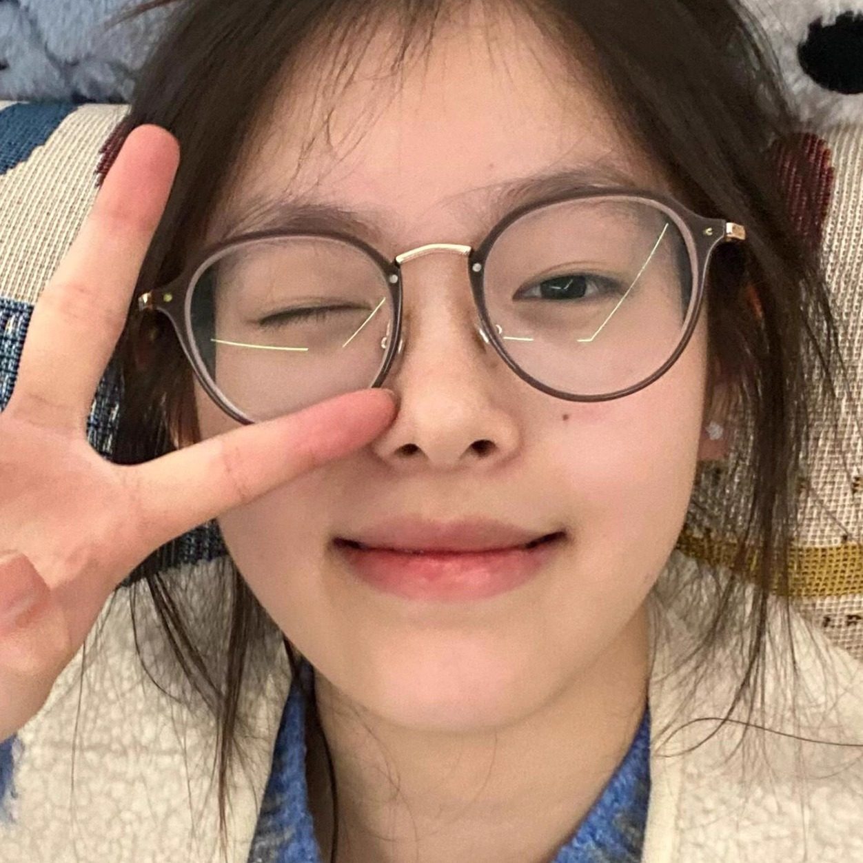 素颜神器显瘦超轻冷茶色眼镜框可配有度数近视女配大圆脸眼睛架