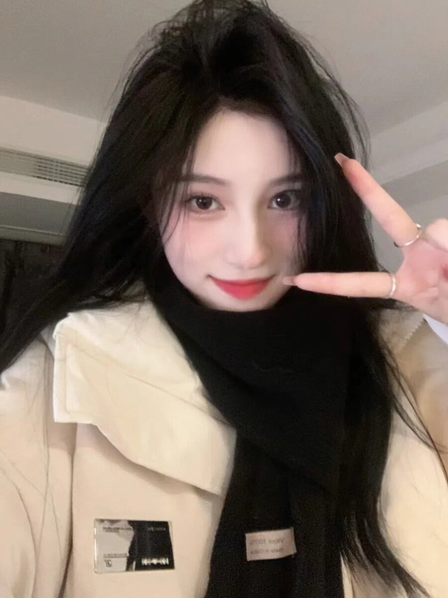 고급 살구색 PU 가죽 재킷 밀키한 면 패딩 재킷 겨울철 여학생을 위한 새로운 두꺼운 방풍 및 따뜻한 재킷 빵 정장