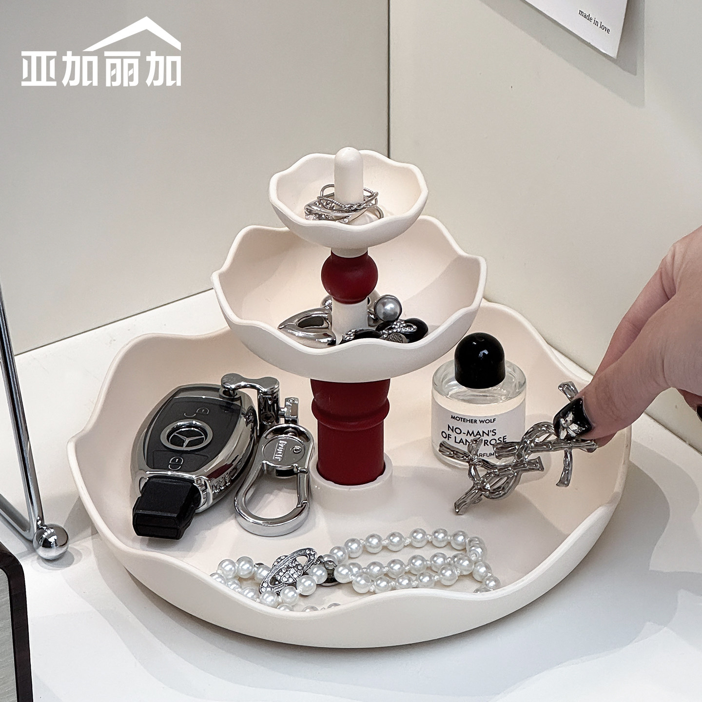 创意分层玄关钥匙置物架图片