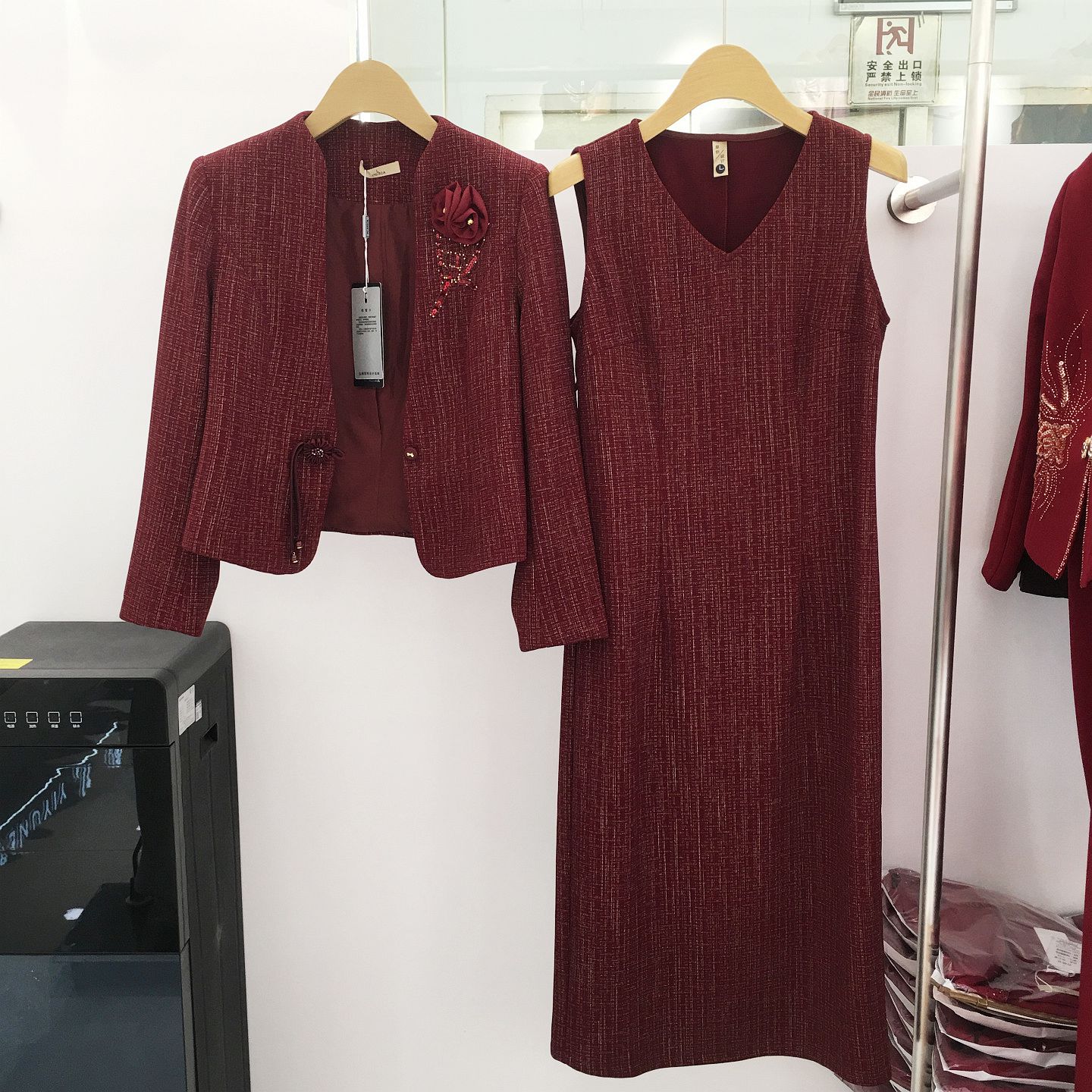 玖牧26B19 高档喜婆婆礼服订婚宴套裙秋季新款妈妈敬酒服连衣裙