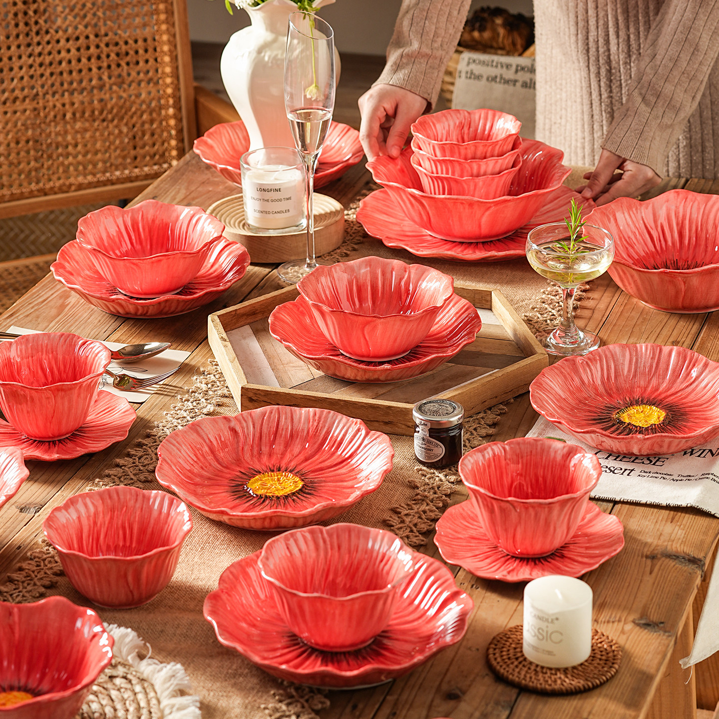 陶瓷碗碟套装家用2026新款高颜值餐具碗盘筷釉下彩乔迁新婚礼物,餐饮具,碗,淘宝优惠券,粉丝福利购,淘宝优惠卷