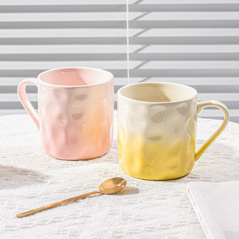 渐变奶油风马克杯陶瓷水杯家用创意杯子女新款2025设计感咖啡茶杯