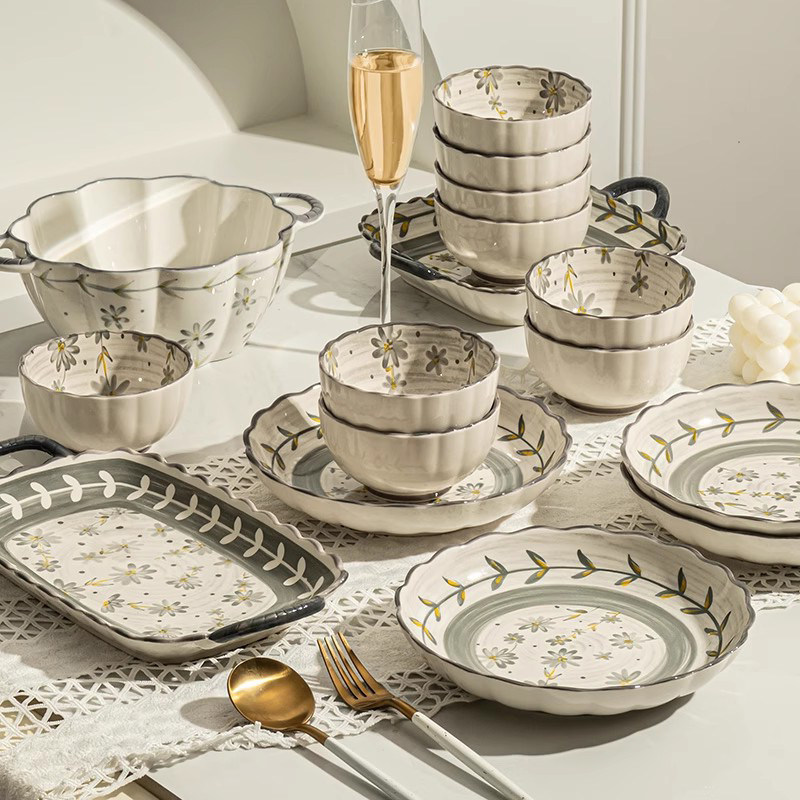 陶瓷碗碟套装家用碗盘2025新款碗筷碗具乔迁新居礼物釉下彩餐具