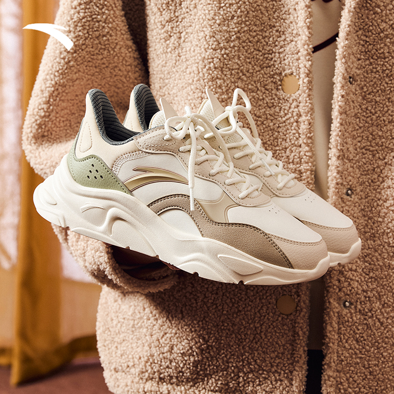 安踏小千禧女子休闲鞋