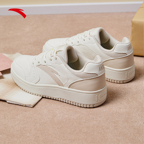 安踏板鞋轻便休闲厚底增高小白鞋