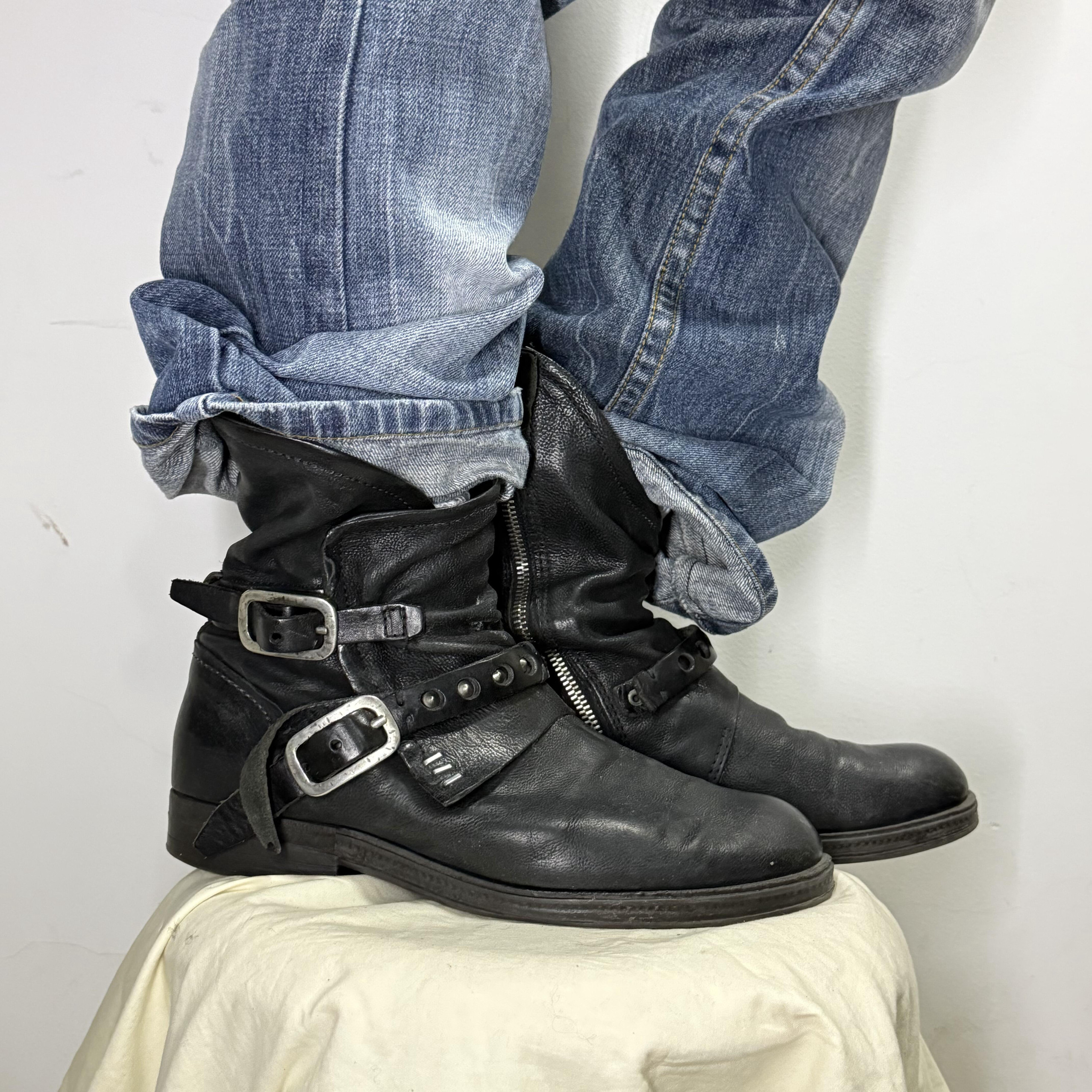 暗黑复古做旧机车靴男女朋克骑士靴绑带马丁靴工装古着短筒机车靴