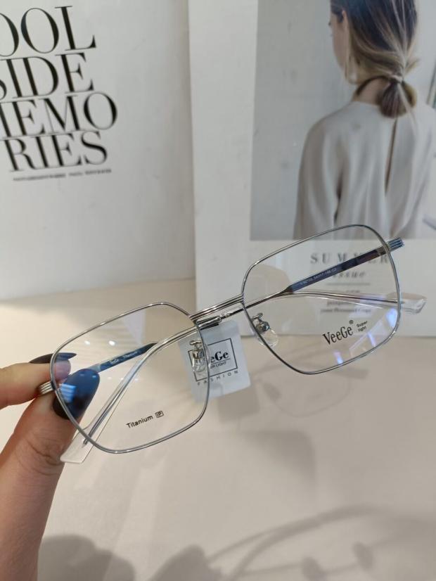 VeeGe纯钛多边形眼镜V格精品镜架近视镜架商务男女款时尚休V92192