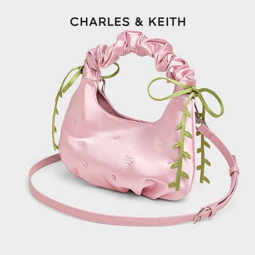 花朵系列云朵包CHARLES&KEITH