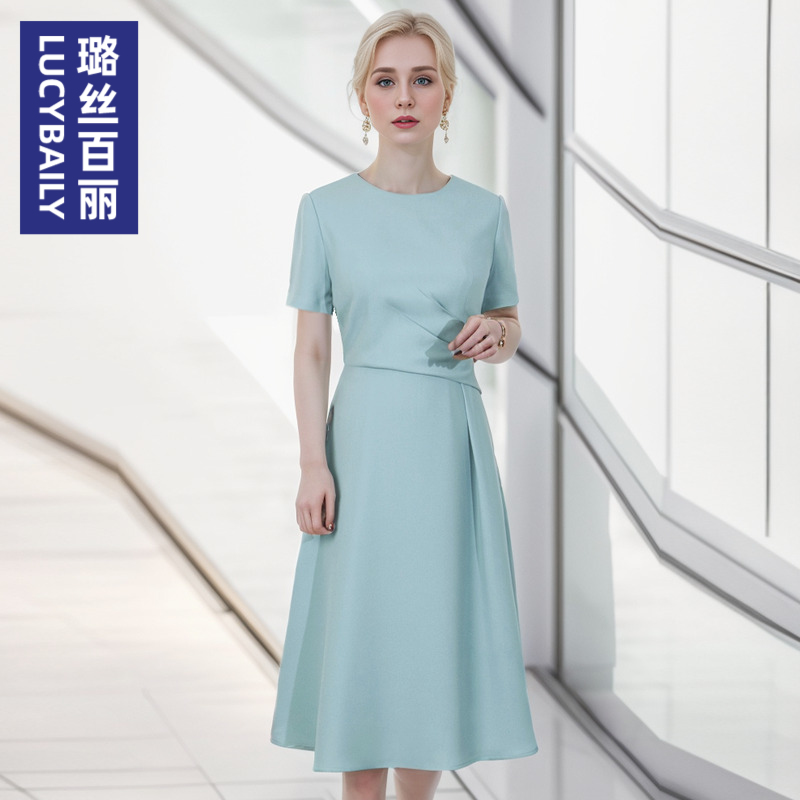 气质时尚璐丝百丽连衣裙