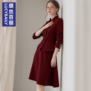 女套裙高端气质西装 小香风职业套装 修身 显瘦时尚 2025季 职业装 新款