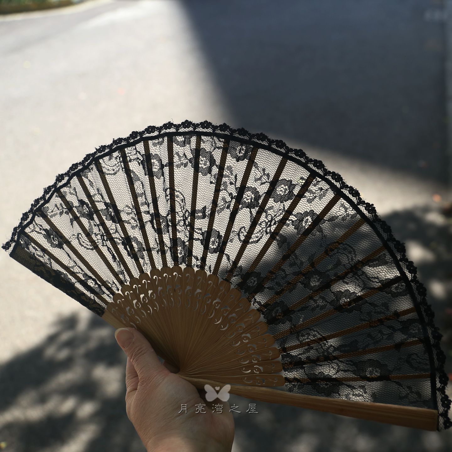 亏本特价 复古蕾丝折扇竹制扇骨绣花工艺扇子舞蹈表演摄影道具图片