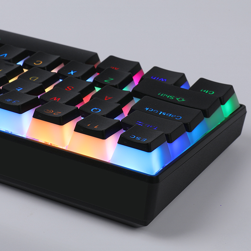 黑色双皮奶布丁键帽OEM高度双色透光果冻PBT键帽61/68/84/87/104属于什么档次？