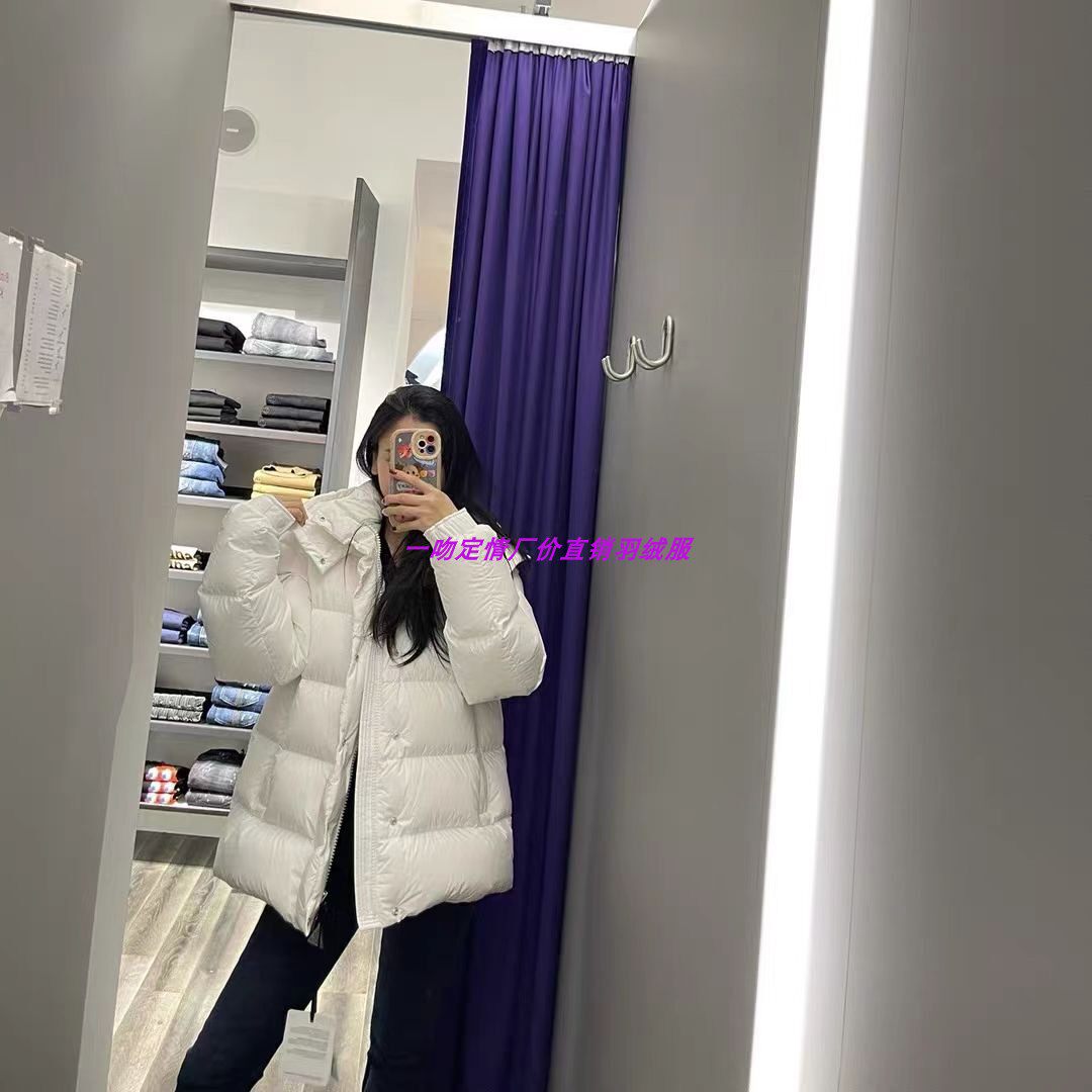 KISSKISS 一吻定情国际女装秋冬保暖女士轻奢羽绒服