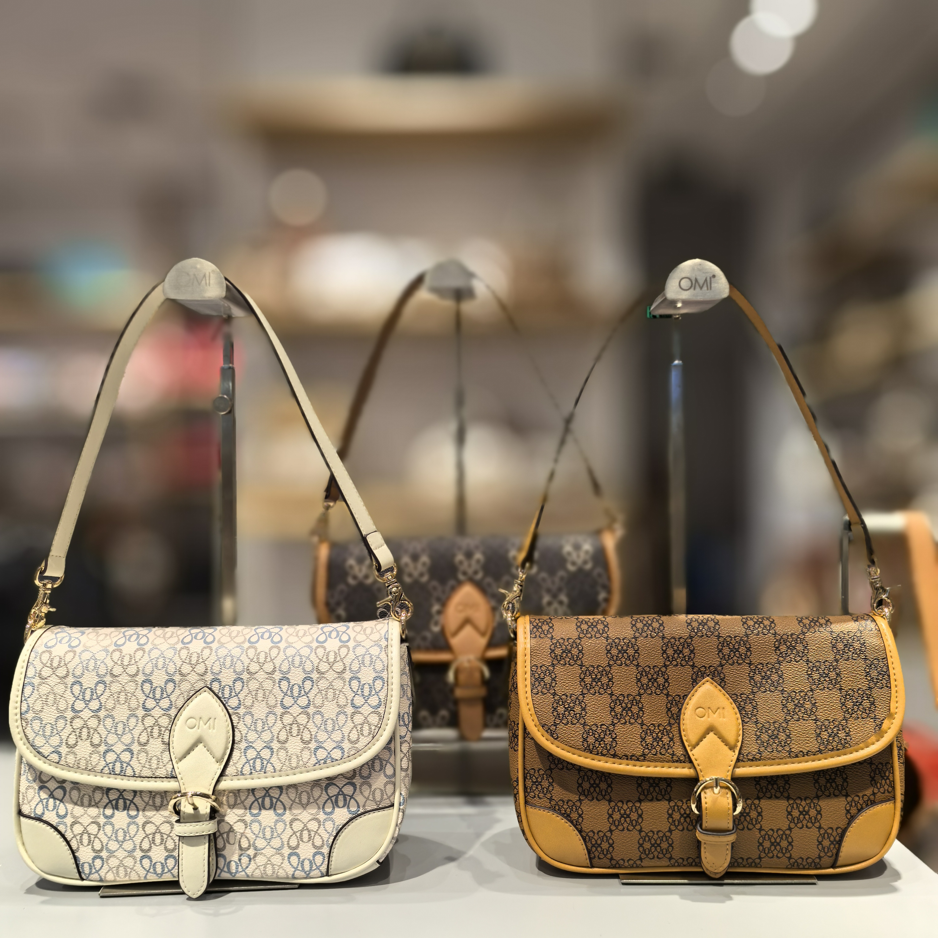 欧米女包2025新款时尚百搭手提单肩斜挎包女轻奢老花PVC小方包