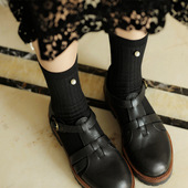 一粒珠 双针JK立体条纹手工钉珠日系纯色别致女士ins棉袜乐福鞋