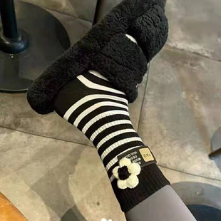 无骨缝合ins潮网红款毛线花朵甜美条纹堆堆袜小红书款袜子女