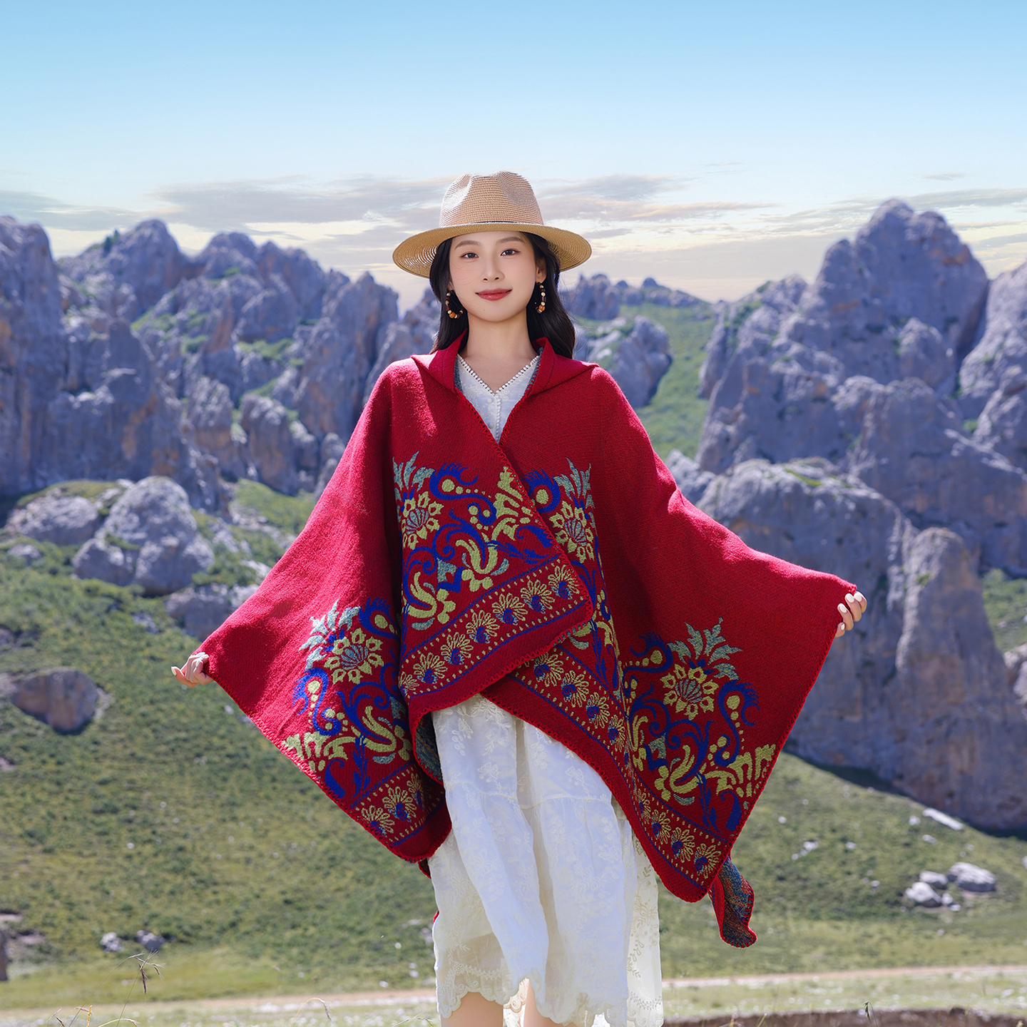 民族风西藏新疆旅游披肩女保暖百搭围巾连帽子斗篷加厚款外搭披风