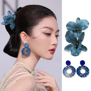 新中式晨袍配饰孔雀蓝色花朵发夹侧边夹蝴蝶兰头花新娘秀禾发饰品