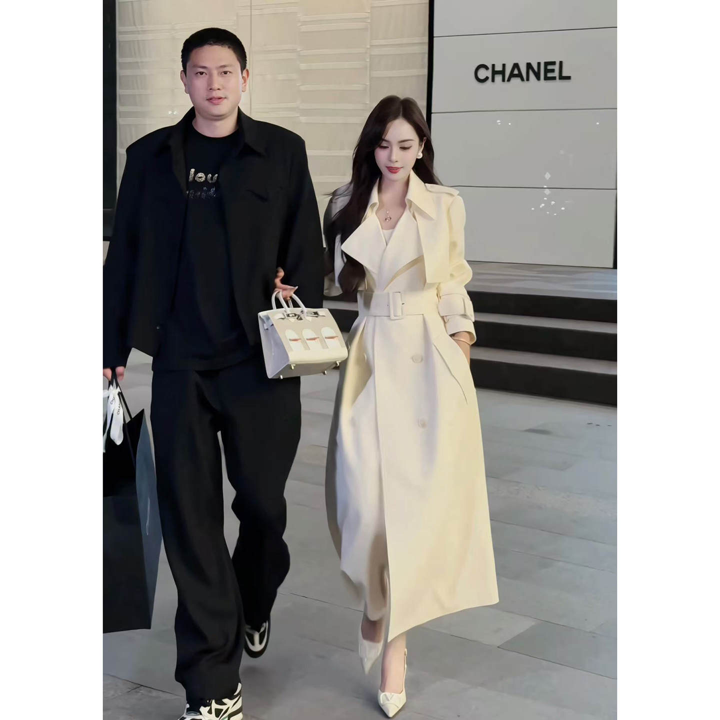 董小姐高端定制风衣女款2025新款巨好看的早秋气质白色中长款外套