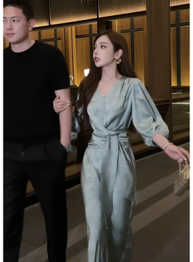 董小姐高端定制女装时尚灯笼袖腰系带设计感醋酸提花连衣裙