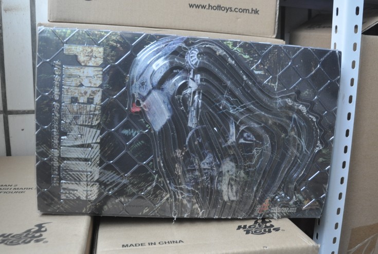 hottoys  ht 1:6 P1 1987铁血战士 元祖铁血特价开封品现货