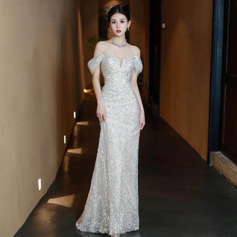 法式鱼尾轻婚纱2025新款新娘晨袍礼服一字肩亮片简约出门纱连衣裙