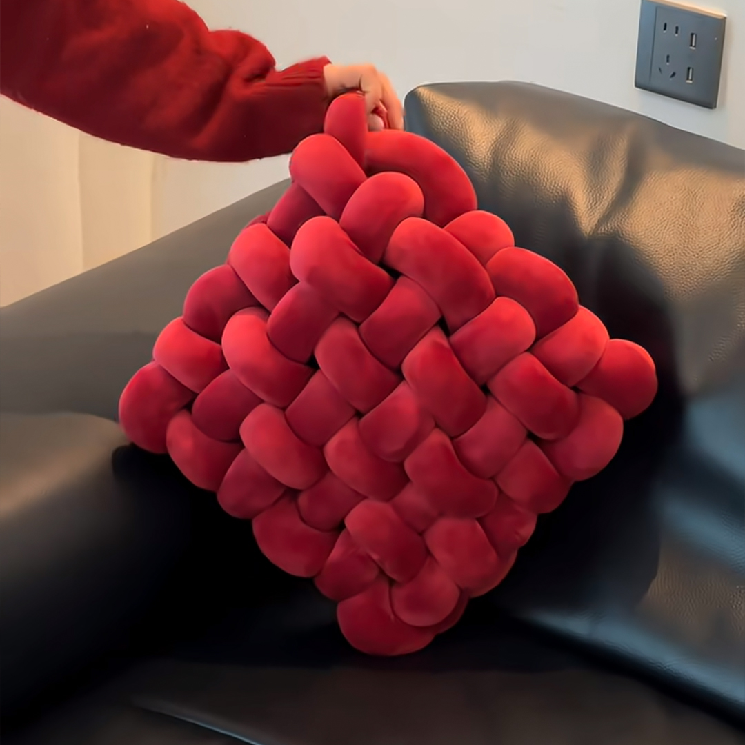 结婚喜庆心形红色爱心喜字抱枕压床靠枕一对飘窗靠垫婚房客厅沙发