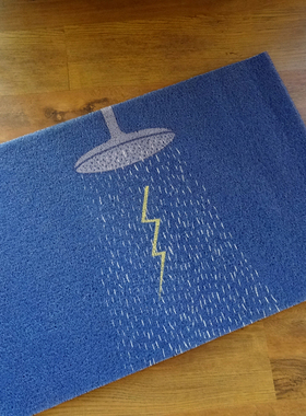 TRIPPY原创 淋浴喷头 下雨雷电 浴室卫生间地垫 防水除尘丝圈地毯