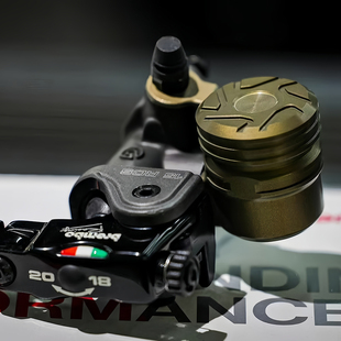 正品布雷博Brembo rcs内置油壶F E Mmax机械师rcs直插油壶不切壳