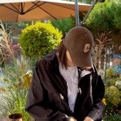 韩国进口宽帽檐羊毛棒球帽子女秋冬刺绣字母加深大头围针织鸭舌帽